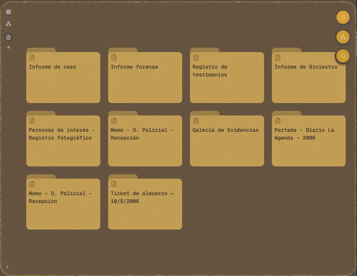 Expediente del caso con documentos, fotos y informes forenses